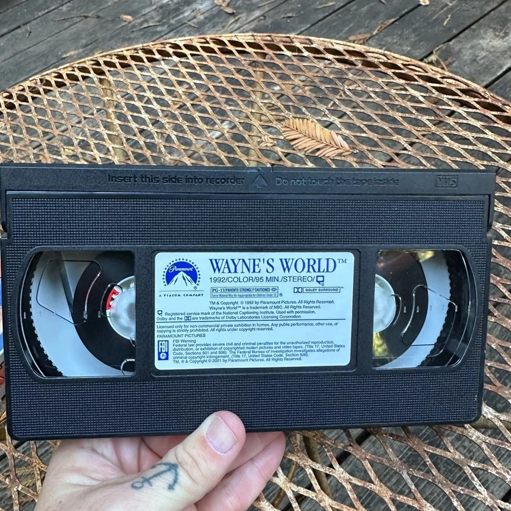 WAYNE’S WORLD VHS Tape Cult Classic Comedy Movie